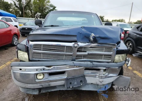 2001 Dodge Ram 1500 z USA, uszkodzony, nr VIN 1B7HC13Z31J589955